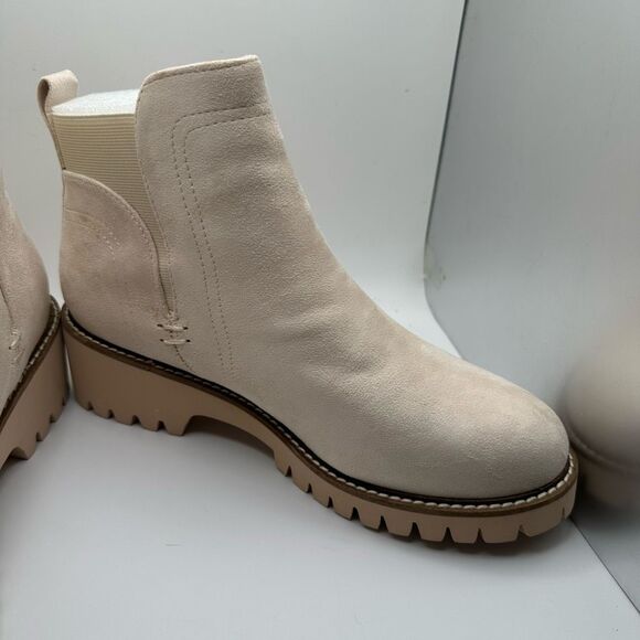 CUSHIONAIRE Women's Parade boot +Memory Foam 9 WIDE BONE NEW - Picture 6 of 7